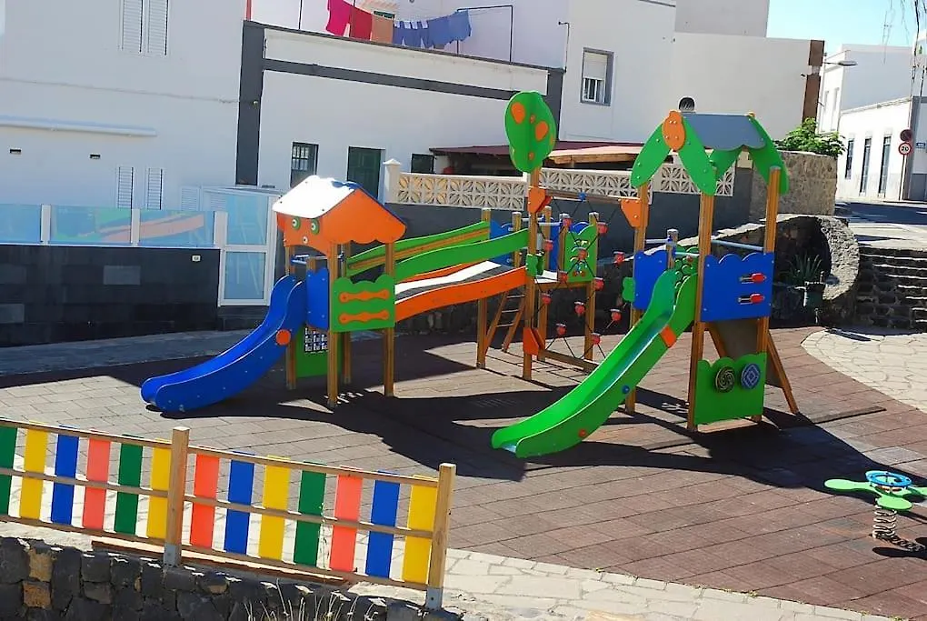 Beach And Pool View , 4 People, And Free Wifi Apartment Poris de Abona