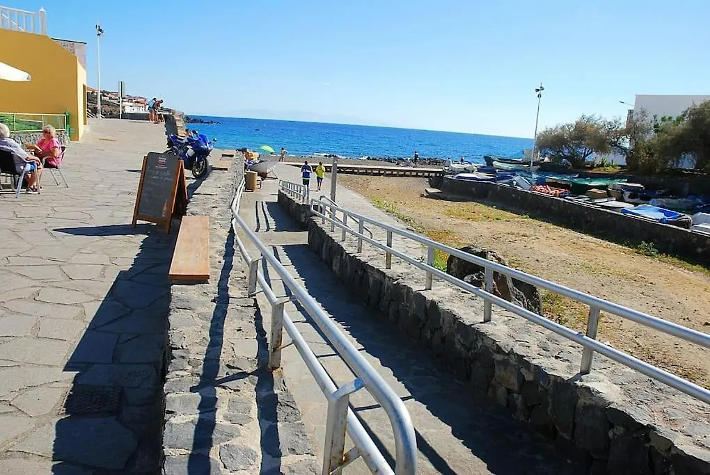 Beach And Pool View , 4 People, And Free Wifi Apartment Poris de Abona