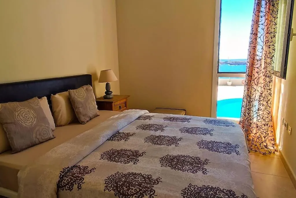 Beach And Pool View , 4 People, And Free Wifi Apartment Poris de Abona