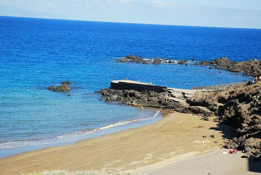 Beach And Pool View , 4 People, And Free Wifi Apartment Poris de Abona Spain