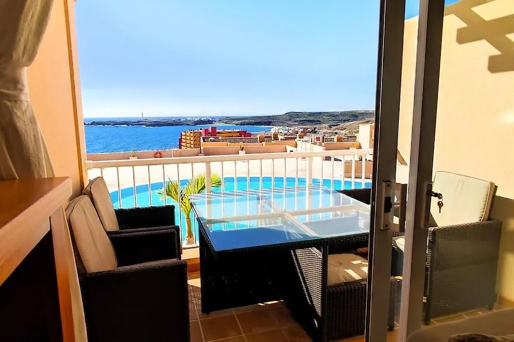 Beach And Pool View , 4 People, And Free Wifi Apartment Poris de Abona Spain