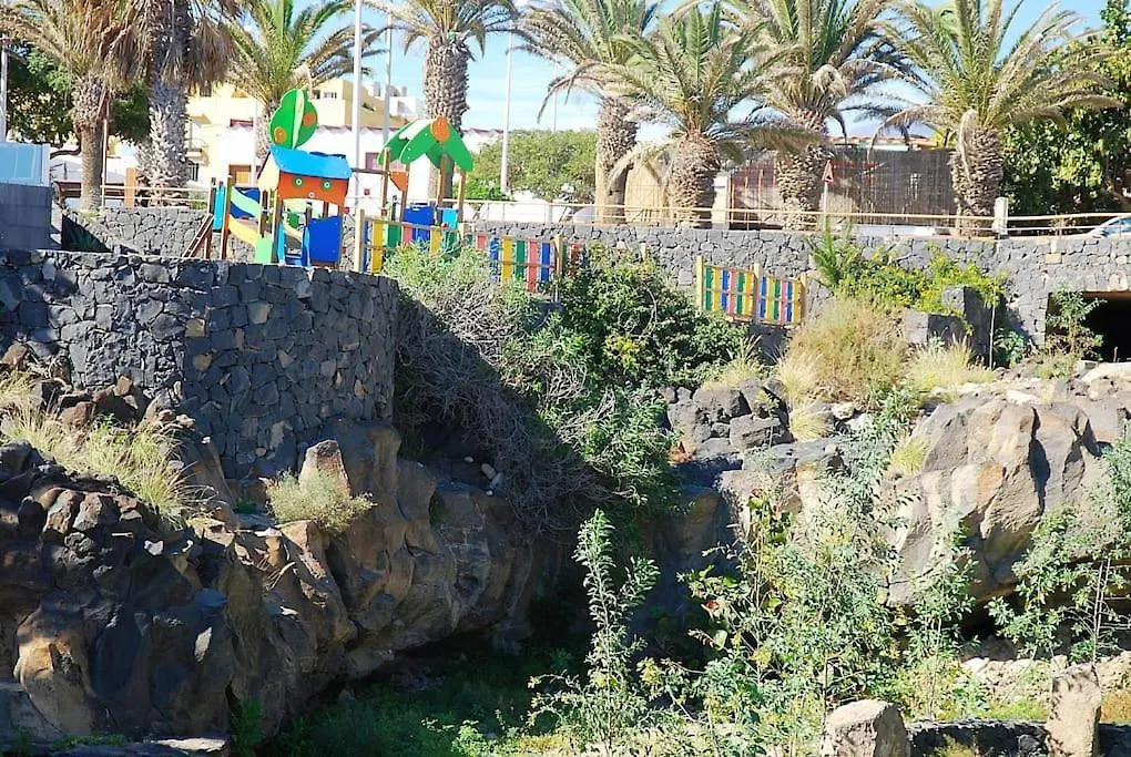 Apartamento Brisas del mar, 3 personas, wifi, piscina y playa Porís de Abona 0*,  España